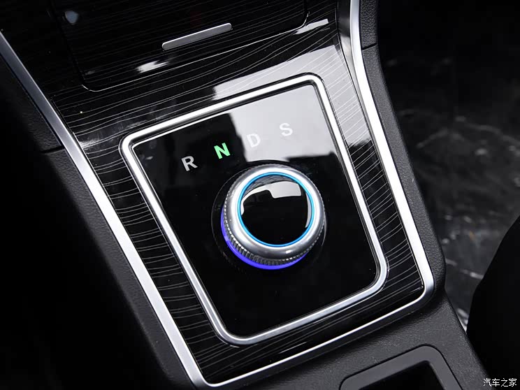 Lifan automobile lifan 650EV 2018 basic model
